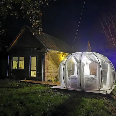 Buby - Vegtelenbe Es Tovabb Appartement *