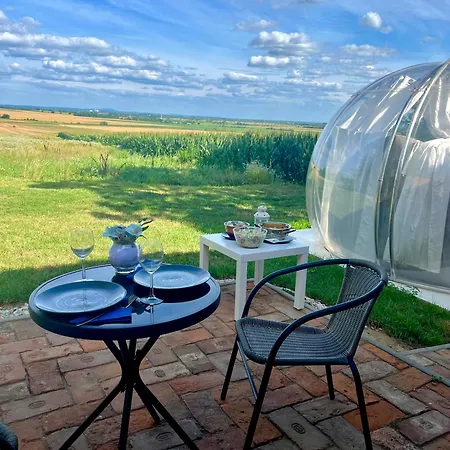 شقة Buby - Vegtelenbe Es Tovabb Szigetvár