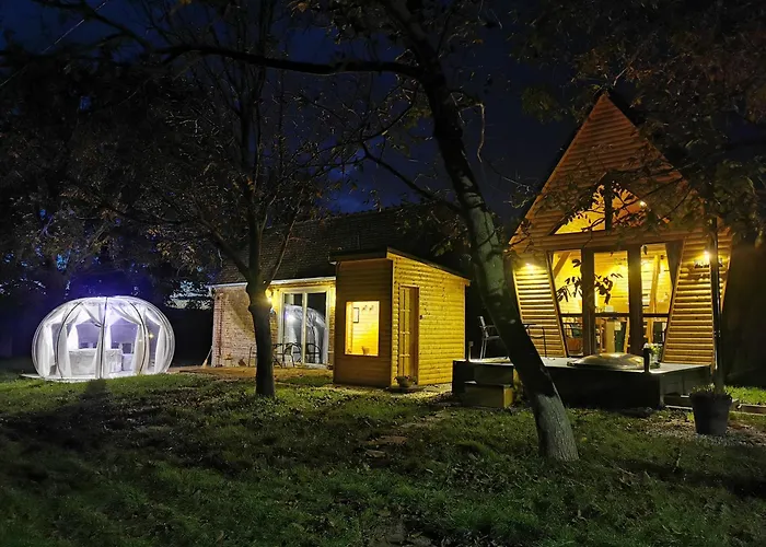 Buby - Vegtelenbe Es Tovabb Apartmán *